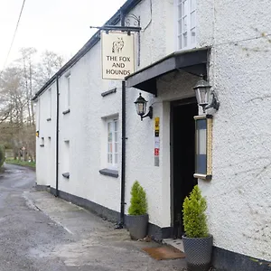 Inn Fox And Hounds Llancarfan ****